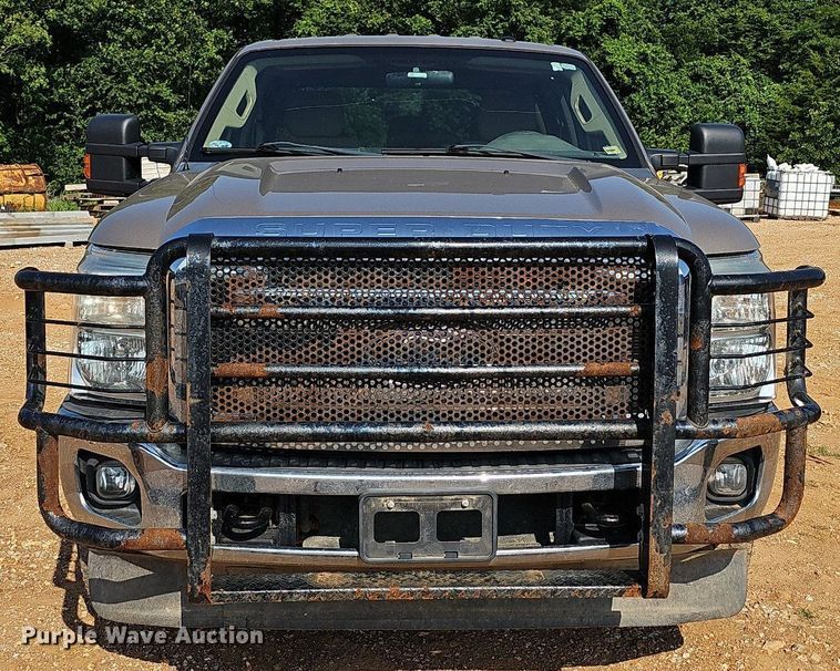 image for item LW9737 2012 Ford F250 Super Duty XL  Crew Cab pickup truck