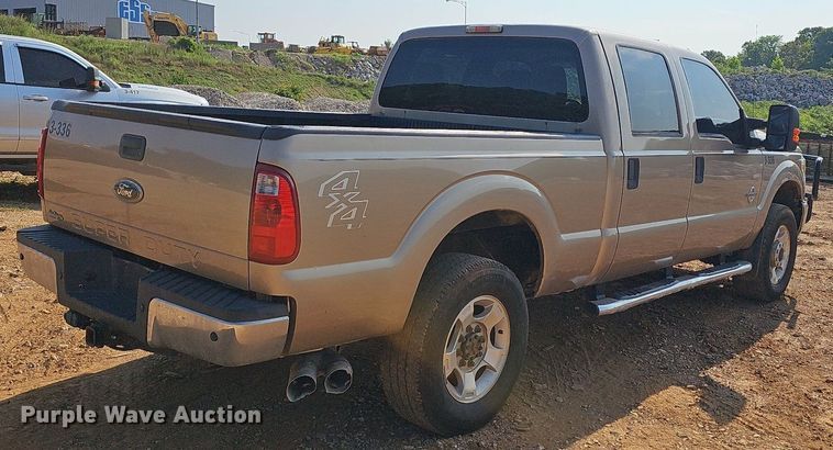 image for item LW9737 2012 Ford F250 Super Duty XL  Crew Cab pickup truck