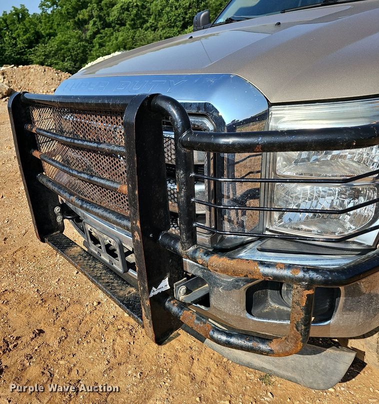 image for item LW9737 2012 Ford F250 Super Duty XL  Crew Cab pickup truck