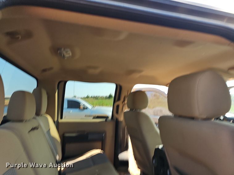 image for item LW9737 2012 Ford F250 Super Duty XL  Crew Cab pickup truck