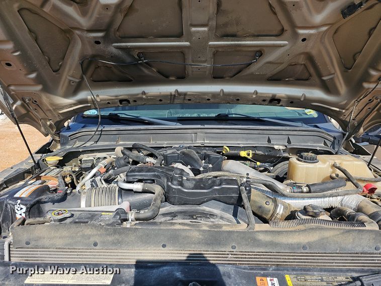 image for item LW9737 2012 Ford F250 Super Duty XL  Crew Cab pickup truck