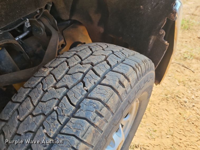 image for item LW9738 2018 Chevrolet Silverado  Crew Cab pickup truck