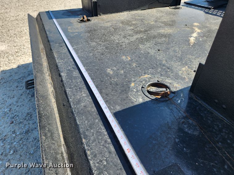 image for item LX9674 CM  utility bed