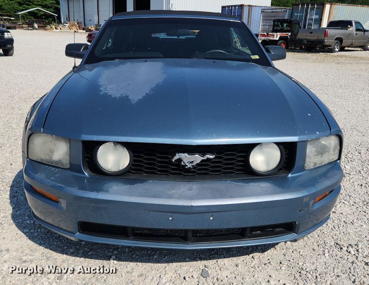 image for item LX9700 2006 Ford Mustang GT  convertible