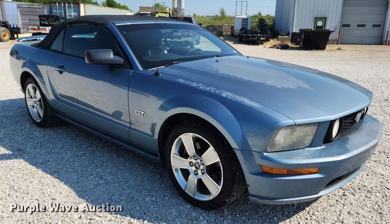 image for item LX9700 2006 Ford Mustang GT  convertible