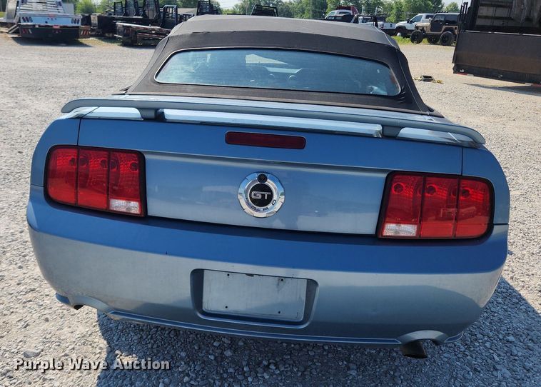 image for item LX9700 2006 Ford Mustang GT  convertible