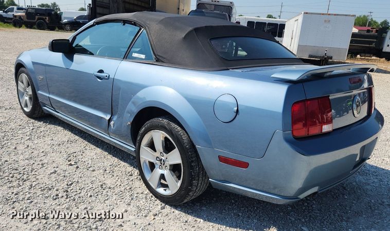 image for item LX9700 2006 Ford Mustang GT  convertible