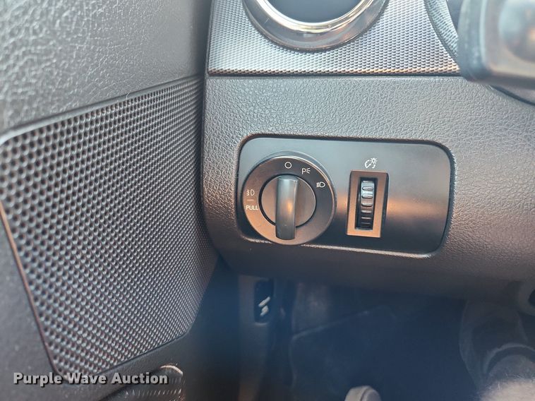 image for item LX9700 2006 Ford Mustang GT  convertible