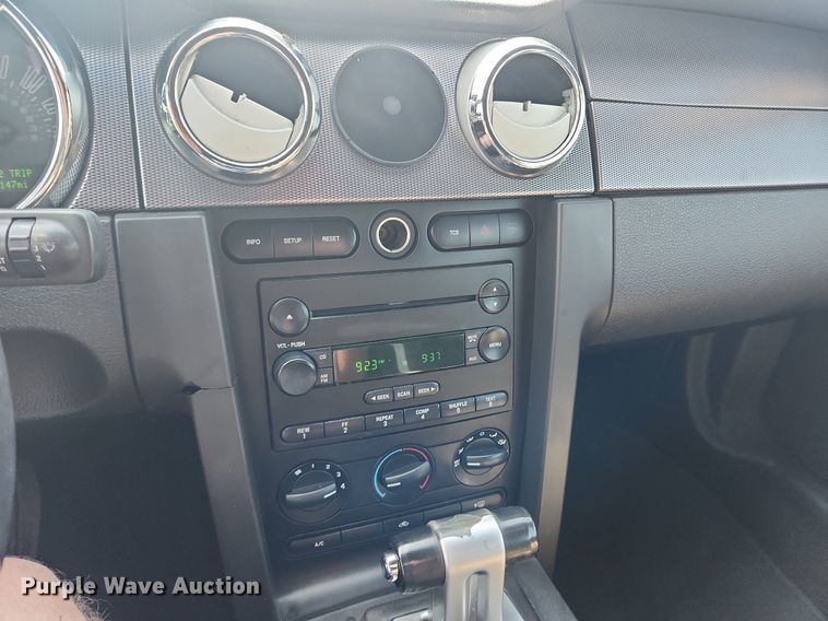 image for item LX9700 2006 Ford Mustang GT  convertible