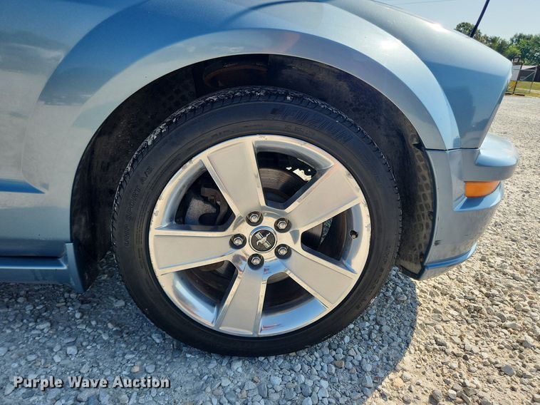 image for item LX9700 2006 Ford Mustang GT  convertible