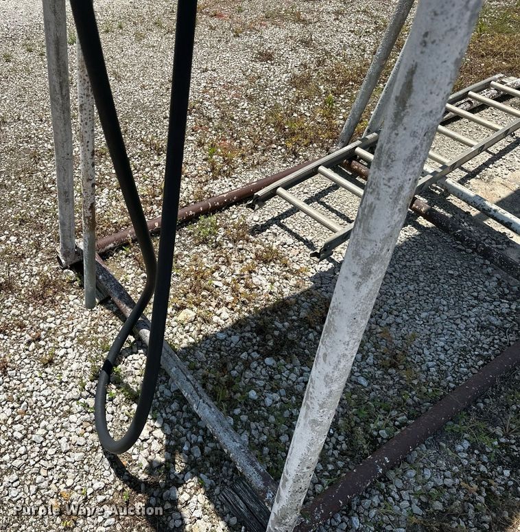 image for item MB9571 (2) fuel tanks