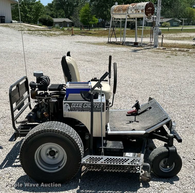 image for item MB9573 Dixie Chopper XT3200  ZTR lawn mower