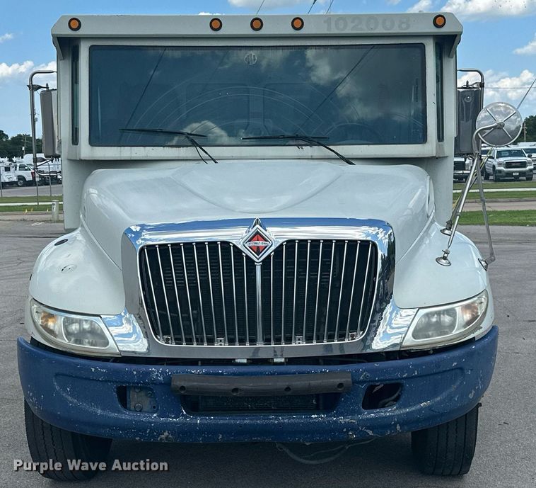 image for item MB9618 2010 International 4300  armored truck