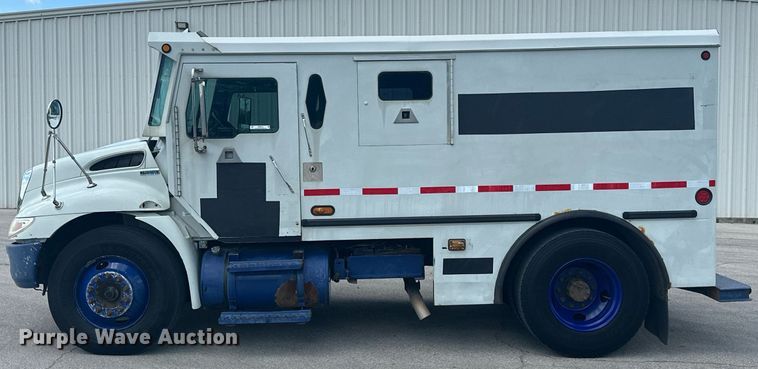 image for item MB9618 2010 International 4300  armored truck