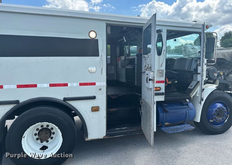 image for item MB9618 2010 International 4300  armored truck