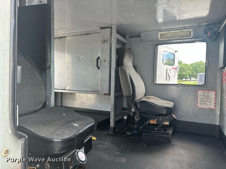 image for item MB9618 2010 International 4300  armored truck