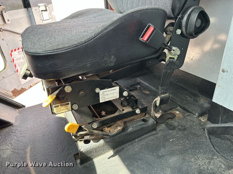 image for item MB9618 2010 International 4300  armored truck