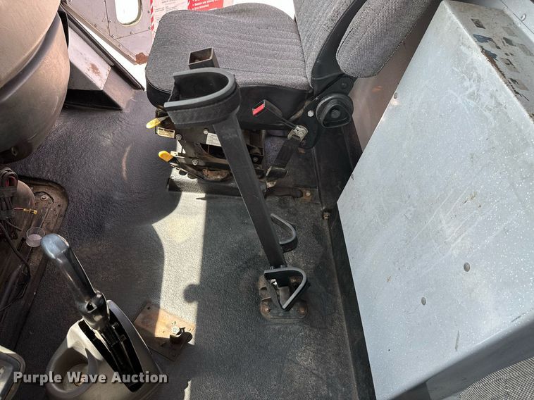 image for item MB9618 2010 International 4300  armored truck