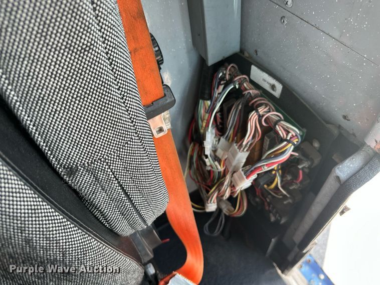 image for item MB9618 2010 International 4300  armored truck