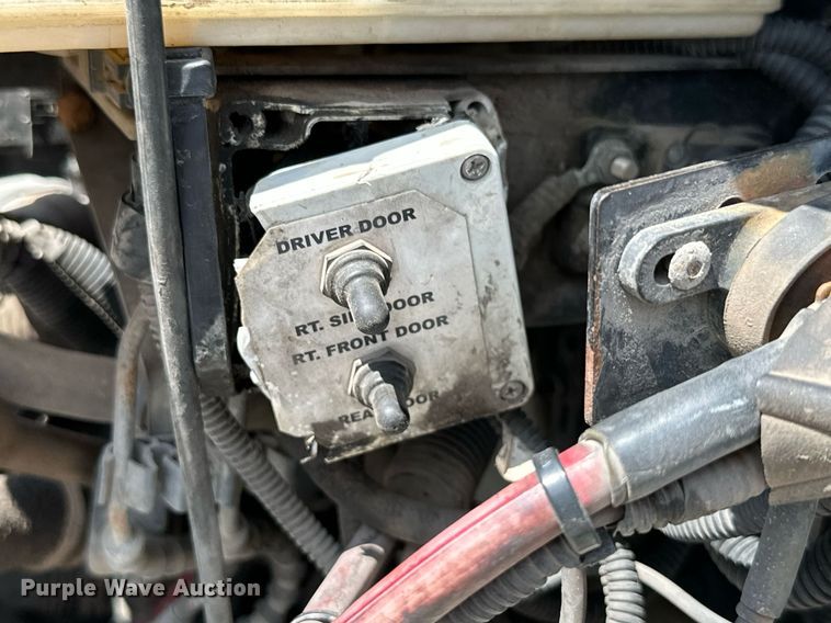 image for item MB9618 2010 International 4300  armored truck