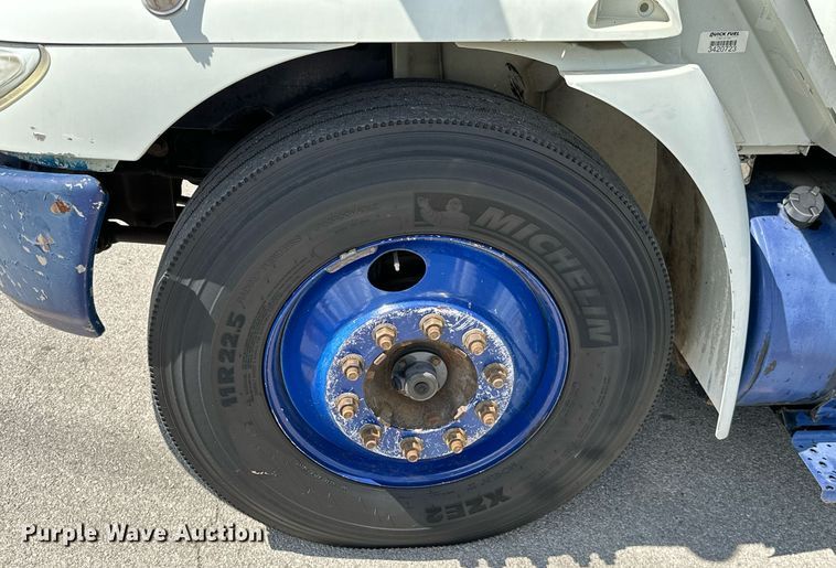 image for item MB9618 2010 International 4300  armored truck