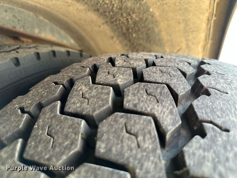 image for item MB9618 2010 International 4300  armored truck