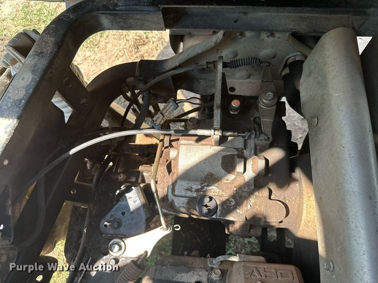 image for item MB9646 2014 John Deere 550 S4  utility vehicle