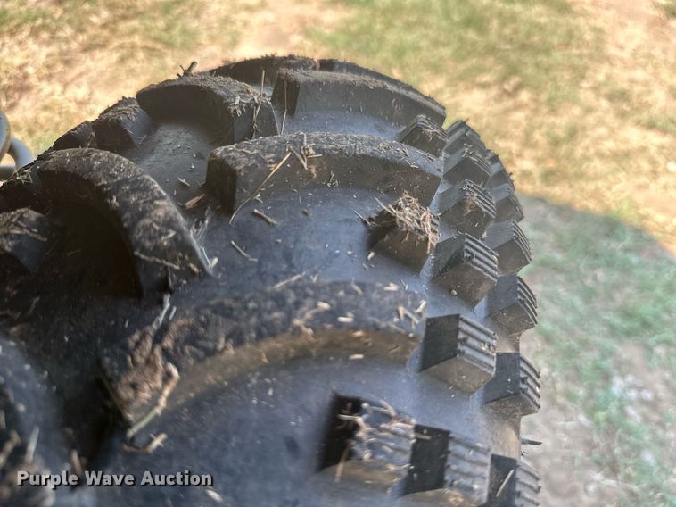 image for item MB9646 2014 John Deere 550 S4  utility vehicle