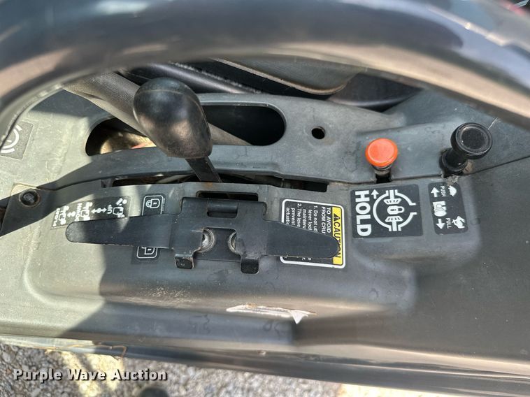 image for item MB9650 2011 Kubota RTV1100  utility vehicle