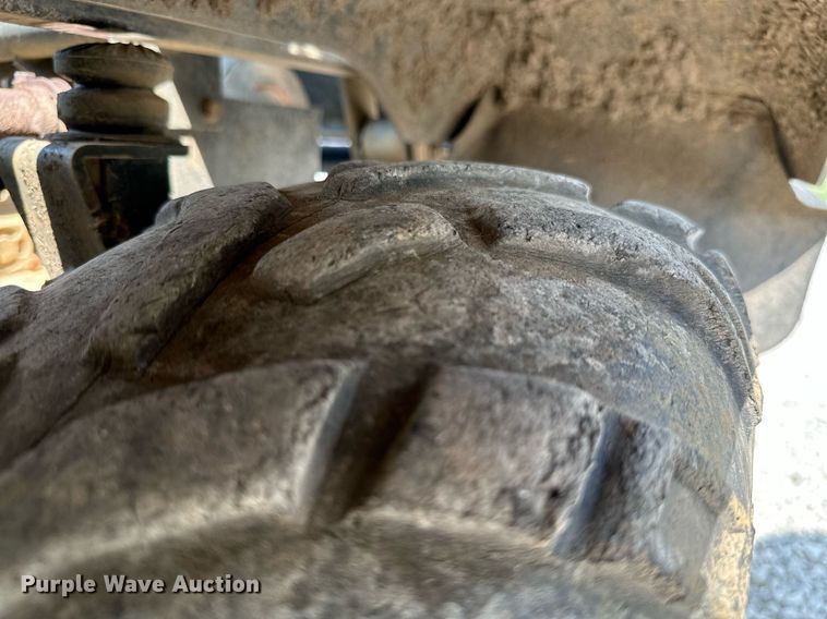 image for item MB9650 2011 Kubota RTV1100  utility vehicle