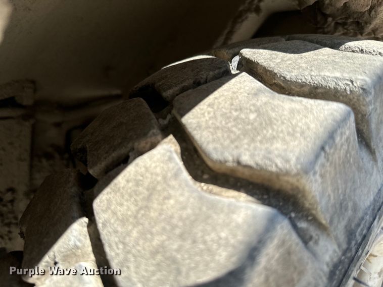 image for item MB9655 Clark CGP25  forklift