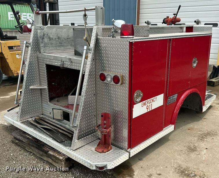 image for item MB9664 Saulsbury  pumper fire truck bed
