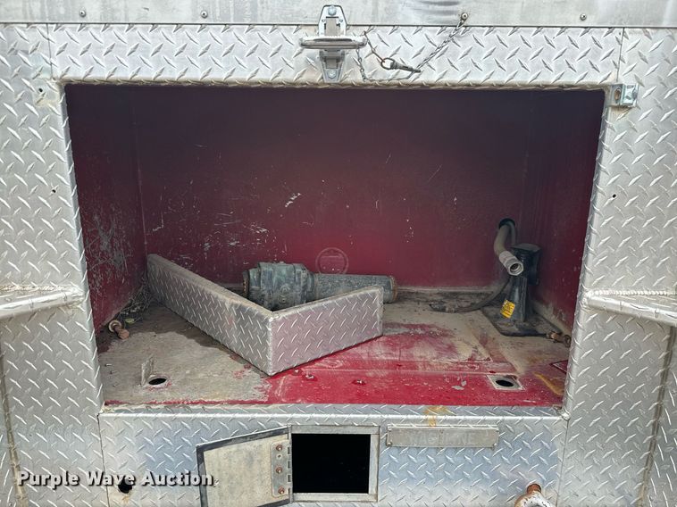 image for item MB9664 Saulsbury  pumper fire truck bed