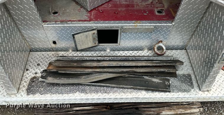 image for item MB9664 Saulsbury  pumper fire truck bed