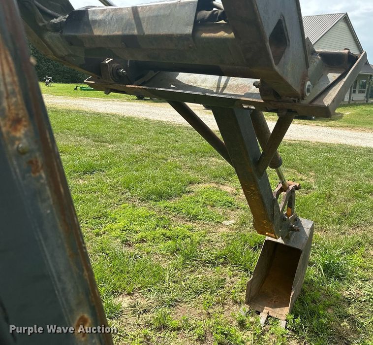 image for item MB9667 Skid steer backhoe