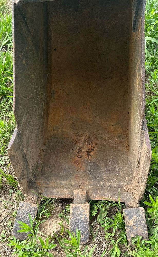 image for item MB9667 Skid steer backhoe