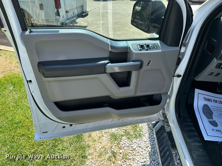 image for item MB9677 2019 Ford F150  SuperCrew pickup truck