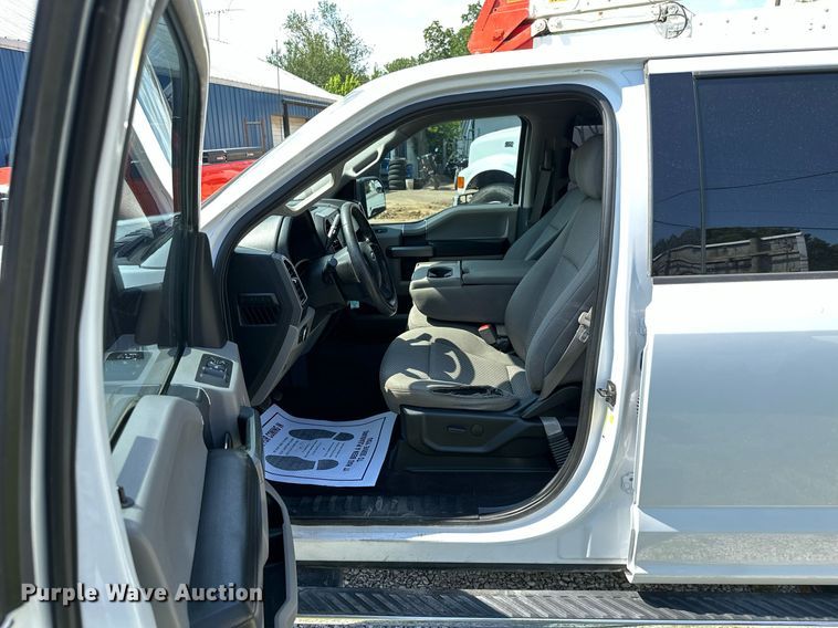 image for item MB9677 2019 Ford F150  SuperCrew pickup truck