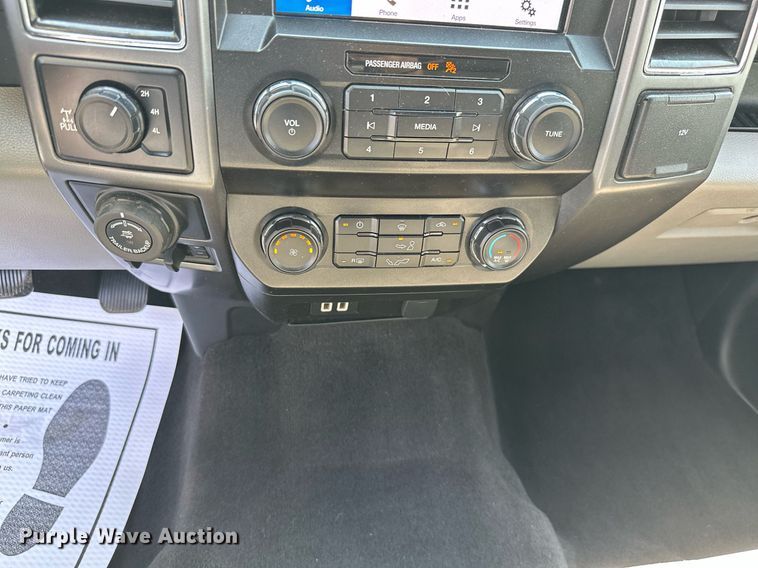 image for item MB9677 2019 Ford F150  SuperCrew pickup truck