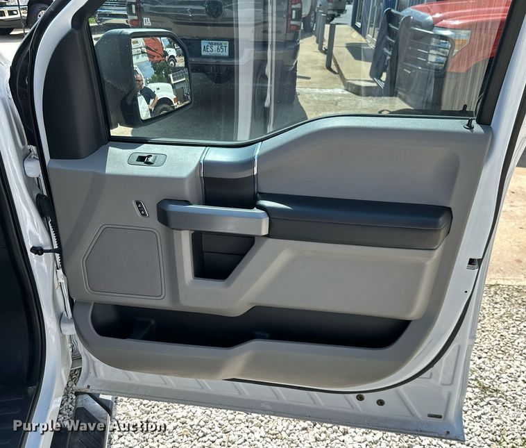 image for item MB9677 2019 Ford F150  SuperCrew pickup truck