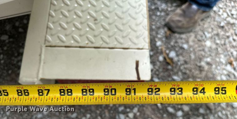 image for item MB9685 2001 Sprint 289FS  boat