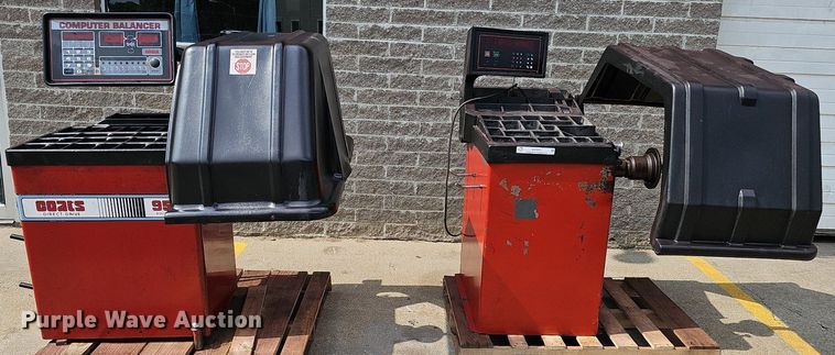 image for item MD9901 (2) Wheel balancers