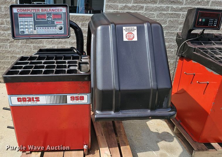 image for item MD9901 (2) Wheel balancers