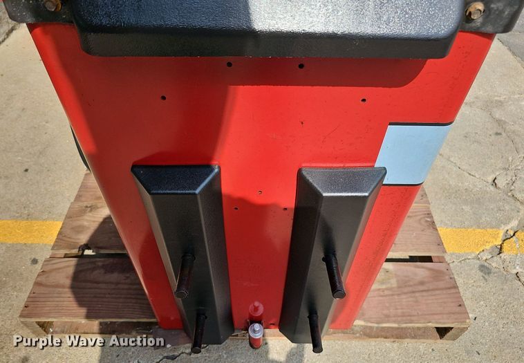 image for item MD9901 (2) Wheel balancers