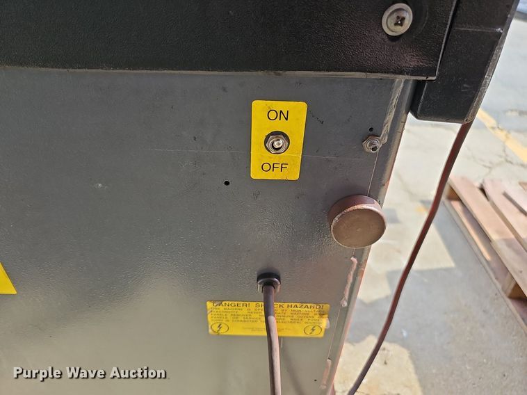 image for item MD9901 (2) Wheel balancers