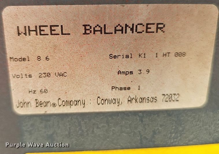 image for item MD9901 (2) Wheel balancers