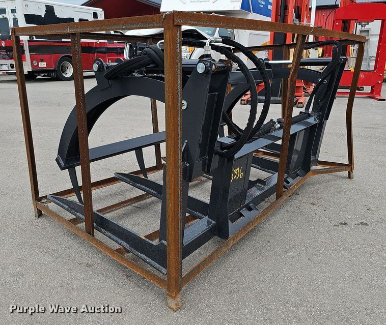 image for item MD9909 2023 Wolverine BG-13-72W  skid steer grapple bucket