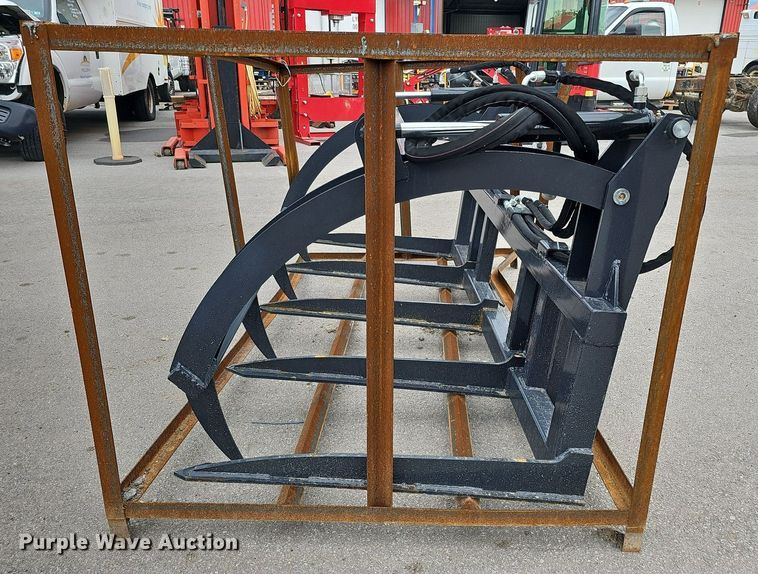 image for item MD9909 2023 Wolverine BG-13-72W  skid steer grapple bucket