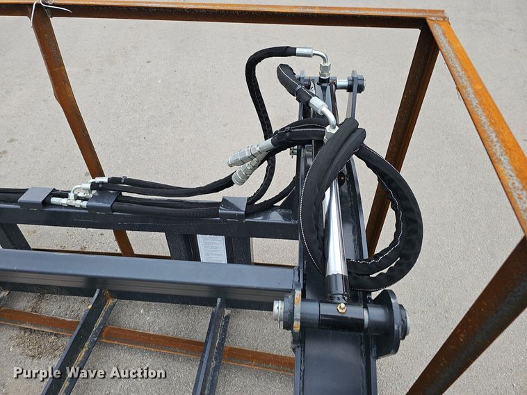 image for item MD9909 2023 Wolverine BG-13-72W  skid steer grapple bucket