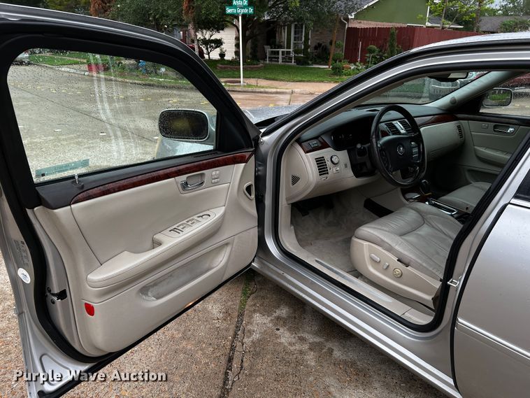 image for item MF9913 2007 Cadillac DTS